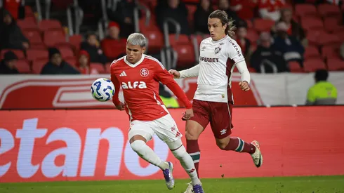 Braian Aguirre, lateral do Internacional. Foto: Maxi Franzoi/AGIF