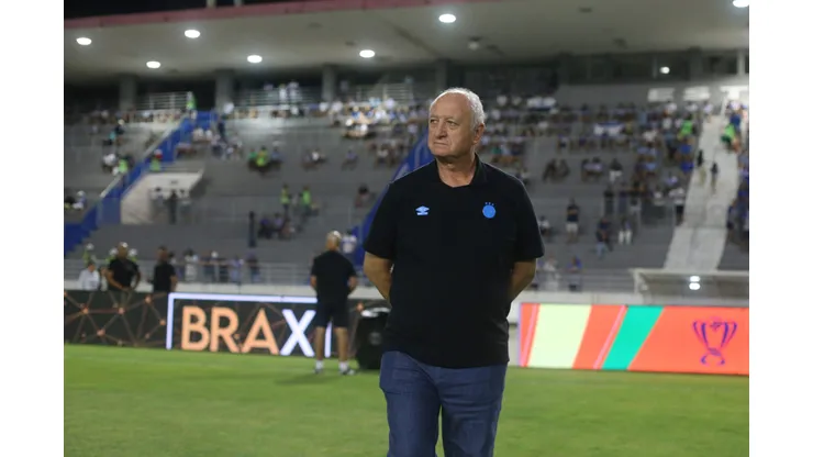 AL - MACEIO - 30/04/2025 - COPA DO BRASIL 2025, CSA X GREMIO - Luis Felipe Scolari Coordenador tecnico do Gremio, antes da partida entre CSA e Gremio, valida pela Copa do Brasil 2025. Foto: Marlon Costa/AGIF