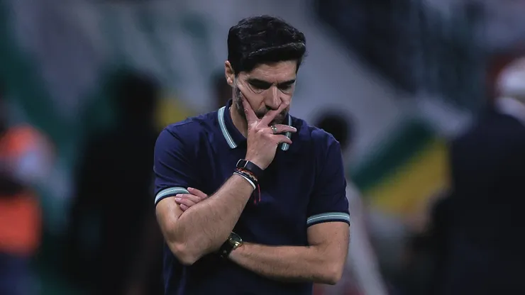 SP - SAO PAULO - 21/08/2025 - COPA LIBERTADORES 2025, PALMEIRAS X UNIVERSITARIO - Abel Ferreira tecnico do Palmeiras durante partida contra o Universitario no estadio Arena Allianz Parque pelo campeonato Copa Libertadores 2025. Foto: Ettore Chiereguini/AGIF