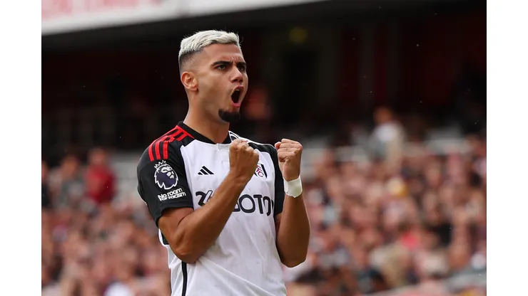 Andreas Pereira durante confronto contra o Arsenal na Premier League 2023/24.