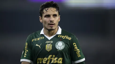 Raphael Veiga jogador do Palmeiras durante partida contra o Botafogo no estadio Engenhao pelo campeonato Brasileiro A 2024.