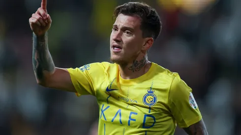RIYADH, SAUDI ARABIA – FEBRUARY 17: Otavio of Al Nassr celebrates after scoring 2nd goal during the Saudi Pro League match between Al-Nassr and Al Fateh at Al Awwal Park Stadium on February 17, 2024 in Riyadh, Saudi Arabia. (Photo by Yasser Bakhsh/Getty Images)