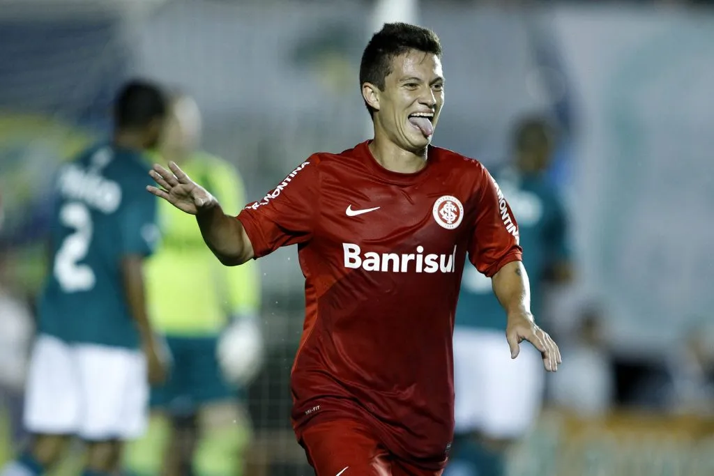 Otavio. Goias x Internacional no Serra Dourada pelo Campeonato Brasileiro A 2013. 17 de Novembro de 2013, Goiania, Goias, Brasil. Foto: Adalberto Marques/AGIF