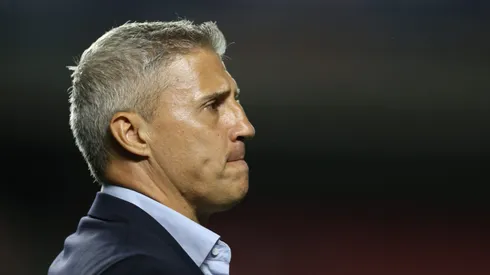 Crespo pode perder titular no São Paulo.