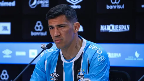 Balbuena se lesionou – Foto: Lucas Uebel/GREMIO FBPA.