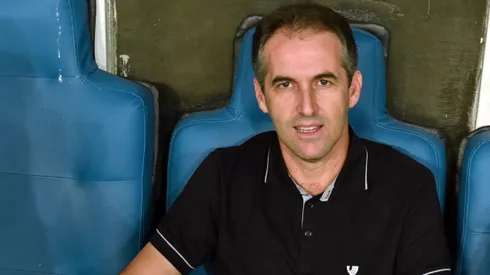 Leo Conde, tecnico do Ceara, durante partida contra o Bahia no estadio Fonte Nova pelo campeonato Copa Do Nordeste 2025. Foto: Walmir Cirne/AGIF