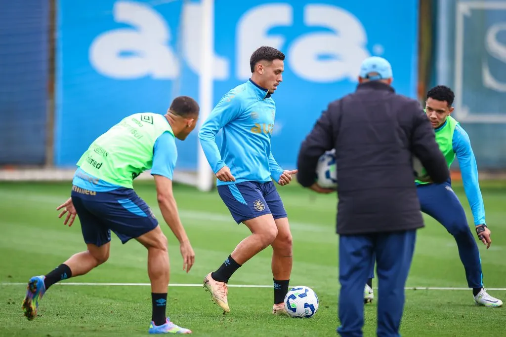 Erick Noriega Peru Grêmio convocação eliminatórias