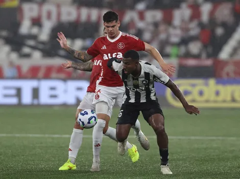 Internacional recebe sondagem do Athletico-PR, pelo volante Ronaldo