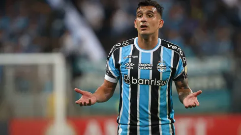 RS – PORTO ALEGRE – 09/04/2024 – COPA LIBERTADORES 2024, GREMIO X HUACHIPATO – Franco Cristaldo jogador do Gremio durante partida contra o Huachipato no estadio Arena do Gremio pelo campeonato Copa Libertadores 2024. Foto: Maxi Franzoi/AGIF
