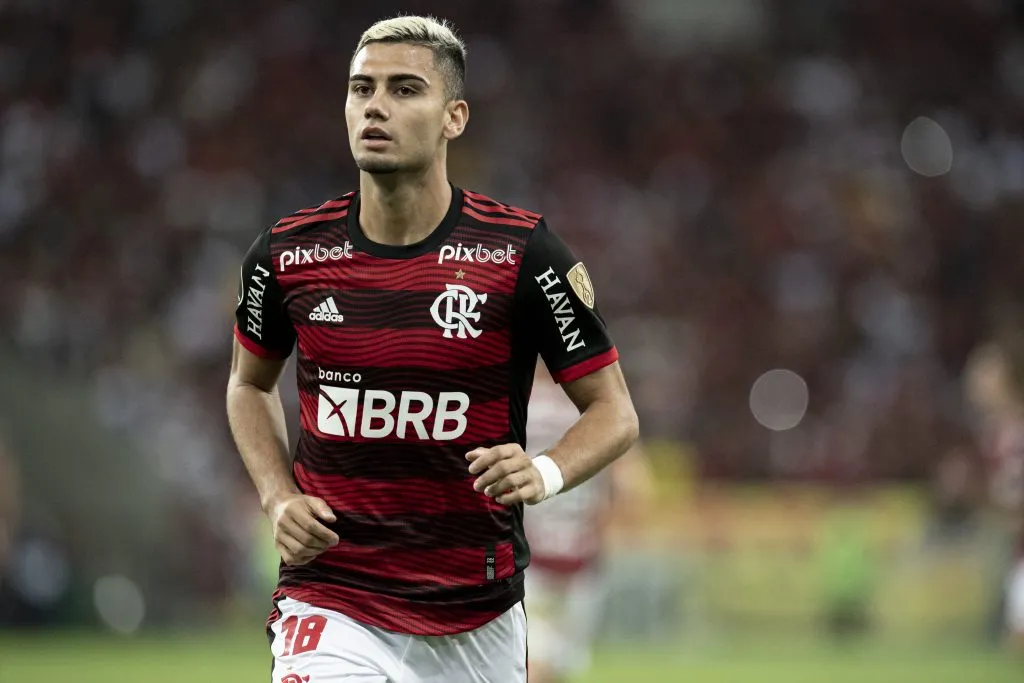 RJ – Rio de Janeiro – 24/05/2022 – COPA LIBERTADORES 2022, FLAMENGO X SPORTING CRISTAL – Andreas Pereira jogador do Flamengo durante partida contra o Sporting Cristal no estadio Maracana pelo campeonato Copa Libertadores 2022. Foto: Jorge Rodrigues/AGIF