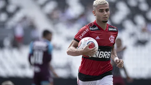 Andreas Pereira jogador do Flamengo durante partida contra o Fluminense no estadio Engenhao pelo campeonato Carioca 2022.