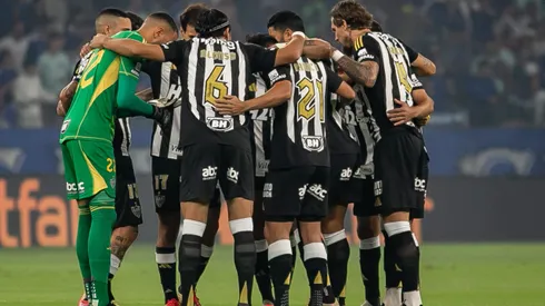 MG – BELO HORIZONTE – 18/05/2025 – BRASILEIRO A 2025, CRUZEIRO X ATLETICO-MG – Jogadores do Atletico-MG posam para foto antes na partida contra Cruzeiro no estadio Mineirao pelo campeonato Brasileiro A 2025. Foto: Fernando Moreno/AGIF