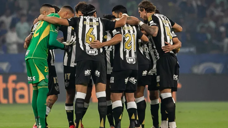 MG - BELO HORIZONTE - 18/05/2025 - BRASILEIRO A 2025, CRUZEIRO X ATLETICO-MG - Jogadores do Atletico-MG posam para foto antes na partida contra Cruzeiro no estadio Mineirao pelo campeonato Brasileiro A 2025. Foto: Fernando Moreno/AGIF
