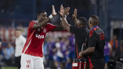 MONTEVIDEO, URUGUAY – MAY 15: Ricardo Mathias of Internacional celebrates after scoring the first goal of his team, during the Copa Libertadores group stage football match between Internacional and Nacional at the Gran Parque Central on May 15, 2025 in Montevideo, Uruguay. (Photo by Ernesto Ryan/Getty Images)