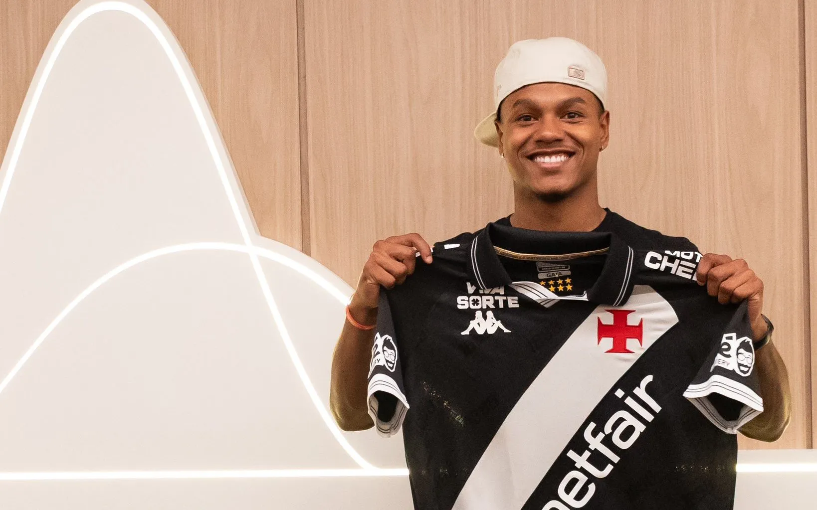 Matheus França é anunciado pelo Vasco. Foto: Matheus Lima | VascoDaGama