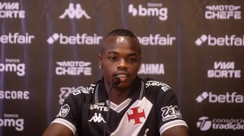 Andrés Gomez em apresentação pelo Vasco. Foto: Dikran Sahagian | Vasco da Gama