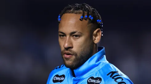 Neymar em partida pelo Santos. Foto: Marcello Zambrana/AGIF