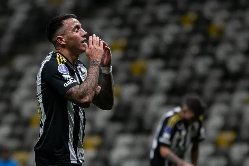 Assim como Lyanco, Saravia segue se recuperando de lesão. Foto: Fernando Moreno/AGIF