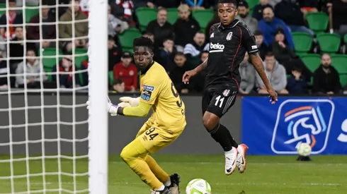 TALLAGHT, IRELAND – AUGUST 07: Keny Arroyo of Besiktas takes a shot as Joseph Anang of St Patrick's Athletic reacts during the UEFA Conference Third Qualifying Round Second Leg match between St Patrick's and Besiktas at Tallaght Stadium on August 07, 2025 in Tallaght, Ireland. (Photo by Charles McQuillan/Getty Images)