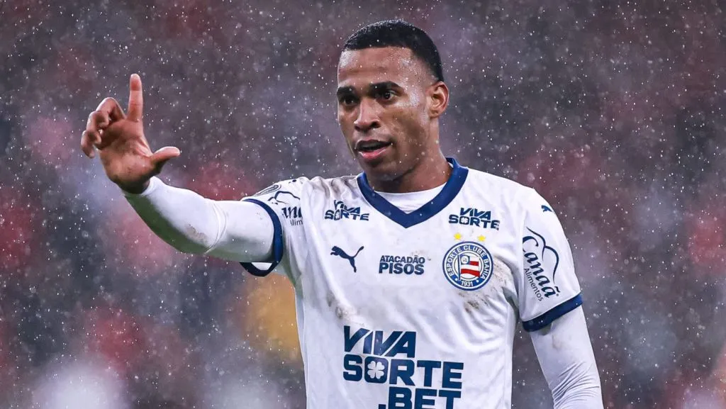 Jean Lucas em campo pelo Bahia. Foto: Maxi Franzoi/AGIF