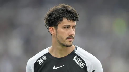 Gustavo Henrique deve continuar no Corinthians.