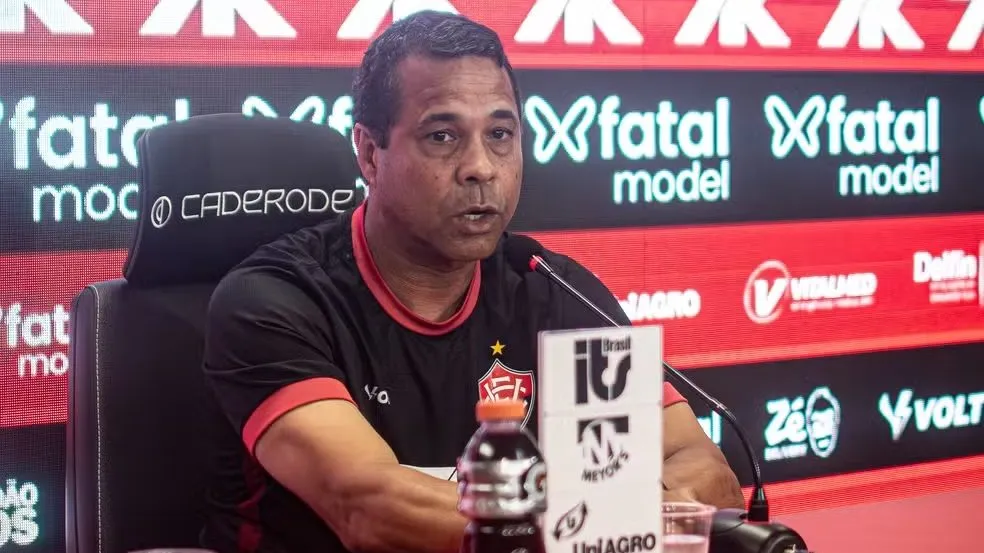 Rodrigo Chagas, técnico interino do Vitória. Foto: Victor Ferreira / EC Vitória