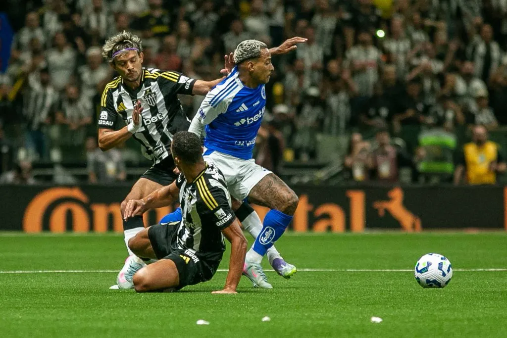Matheus Pereira jogador do Atletico-MG durante partida contra o Cruzeiro no estadio Arena MRV pelo campeonato Copa Do Brasil 2025. Foto: Fernando Moreno/AGIF