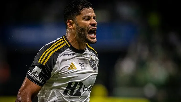 SAO PAULO, BRAZIL - JULY 20: Hulk of Atletico Mineiro celebrates after scoring the team's first goal during the Brasileirao 2025 match between Palmeiras and Atletico Mineiro at Allianz Parque on July 20, 2025 in Sao Paulo, Brazil. (Photo by Riquelve Nata/Sports Press Photo/Getty Images)