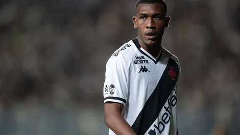 RJ – RIO DE JANEIRO – 07/08/2025 – COPA DO BRASIL 2025, VASCO X CSA – Rayan jogador do Vasco durante partida contra o CSA no estadio Sao Januario pelo campeonato Copa Do Brasil 2025. Foto: Jorge Rodrigues/AGIF