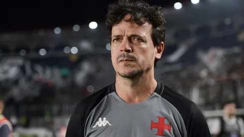 Fernando Diniz em Vasco x Botafogo pela Copa do Brasil 2025. Foto: Thiago Ribeiro/AGIF