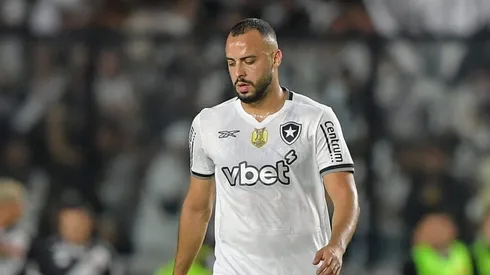 Arthur Cabral jogador do Botafogo durante partida contra o Vasco no estadio Sao Januario pelo campeonato Copa Do Brasil 2025. Foto: Thiago Ribeiro/AGIF