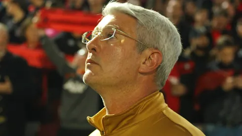 Odair Hellmann tecnico do Athletico-PR durante partida contra o Corinthians no estadio Arena da Baixada pelo campeonato Copa Do Brasil 2025. Foto: Gabriel Machado/AGIF