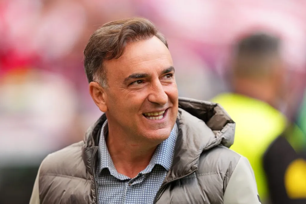 BILBAO, SPAIN – MAY 20: Carlos Carvalhal, Head Coach of RC Celta, looks on prior to the LaLiga Santander match between Athletic Club and RC Celta at San Mames Stadium on May 20, 2023 in Bilbao, Spain. (Photo by Juan Manuel Serrano Arce/Getty Images)