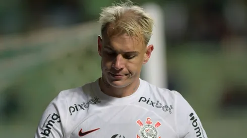 Róger Guedes jogador do Corinthians lamenta chance perdida durante partida contra o América-MG no estádio Independência pelo campeonato Copa do Brasil 2023. Foto: Alessandra Torres/AGIF