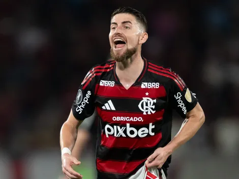 Jorginho sente a coxa nos treinos e vira dúvida no Flamengo