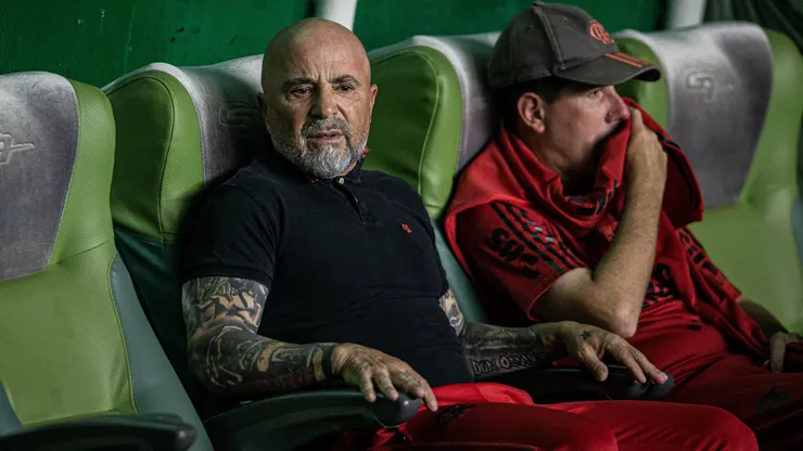 GO - GOIANIA - 20/09/2023 - BRASILEIRO A 2023, GOIAS X FLAMENGO - Jorge Sampaoli tecnico do Flamengo durante partida contra o Goias no estadio Serrinha pelo campeonato Brasileiro A 2023. Foto: Isabela Azine/AGIF