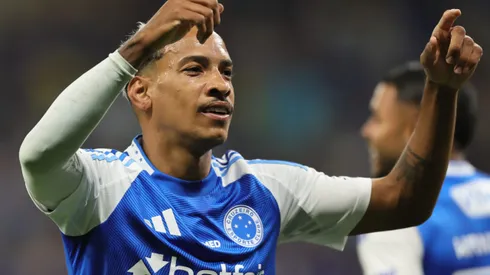 MG - BELO HORIZONTE - 23/08/2025 - BRASILEIRO A 2025, CRUZEIRO X INTERNACIONAL - Matheus Pereira jogador do Cruzeiro comemora seu gol durante partida contra o Internacional no estadio Mineirao pelo campeonato Brasileiro A 2025. Foto: Gilson Lobo/AGIF