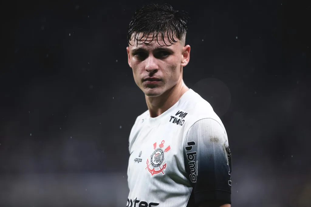 SP – SAO PAULO – 24/04/2025 – COPA SUL-AMERICANA 2025, CORINTHIANS X RACING-URU – Breno Bidon jogador do Corinthians durante partida contra o Racing-URU no estadio Arena Corinthians pelo campeonato Copa Sul-americana 2025. Foto: Ettore Chiereguini/AGIF