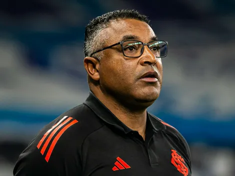 Michel defende a permanência de Roger Machado no Internacional