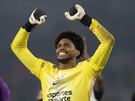 Hugo Souza é exaltado pela torcida do Corinthians durante Dérbi