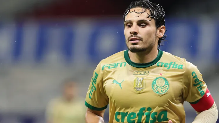 Raphael Veiga jogador do Palmeiras durante partida contra o Cruzeiro no estadio Mineirao pelo campeonato Brasileiro A 2024.