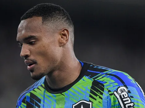 Botafogo não para em John e prepara saída de Huguinho