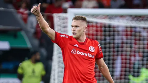 Alemao jogador do Metropolitanos comemora seu gol durante partida contra o Internacional no estadio Beira-Rio pelo campeonato Libertadores 2023. Foto: Maxi Franzoi/AGIF