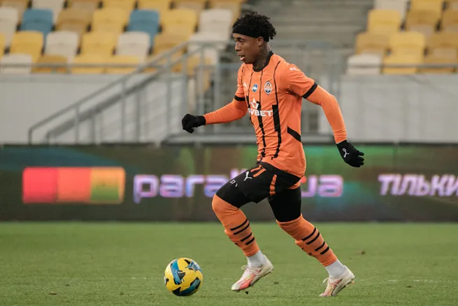 Kevin atuando no Shakhtar Donetsk-UCR –  (Photo by Les Kasyanov/Global Images Ukraine via Getty Images)