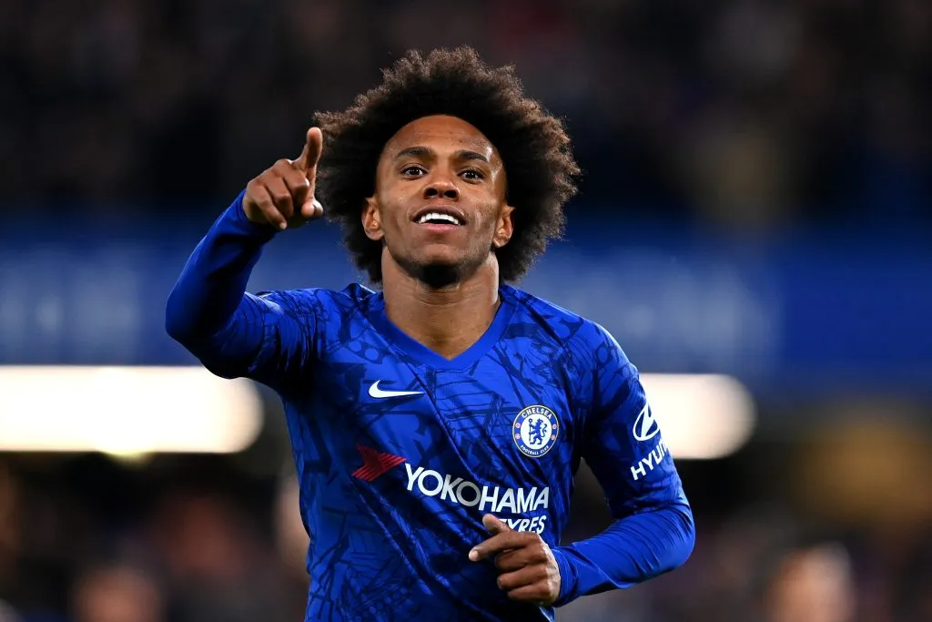 LONDON, ENGLAND – MARCH 03: Willian of Chelsea celebrates after scoring his sides first goal during the FA Cup Fifth Round match between Chelsea FC and Liverpool FC at Stamford Bridge on March 03, 2020 in London, England. (Photo by Clive Mason/Getty Images)