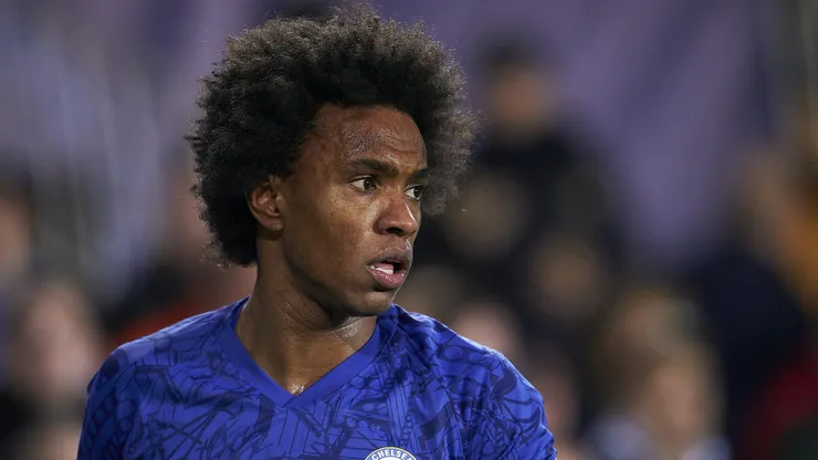 Willian Borges da Silva of Chelsea looks on during the UEFA Champions League group H match between Valencia CF and Chelsea FC at Estadio Mestalla on November 27, 2019 in Valencia, Spain. (Photo by Manuel Queimadelos Alonso/Getty Images)