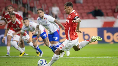 RS – PORTO ALEGRE – 31/08/2025 – BRASILEIRO A 2025, INTERNACIONAL X FORTALEZA – Alan Patrick jogador do Internacional durante partida contra o Fortaleza no estadio Beira-Rio pelo campeonato Brasileiro A 2025. Foto: Maxi Franzoi/AGIF