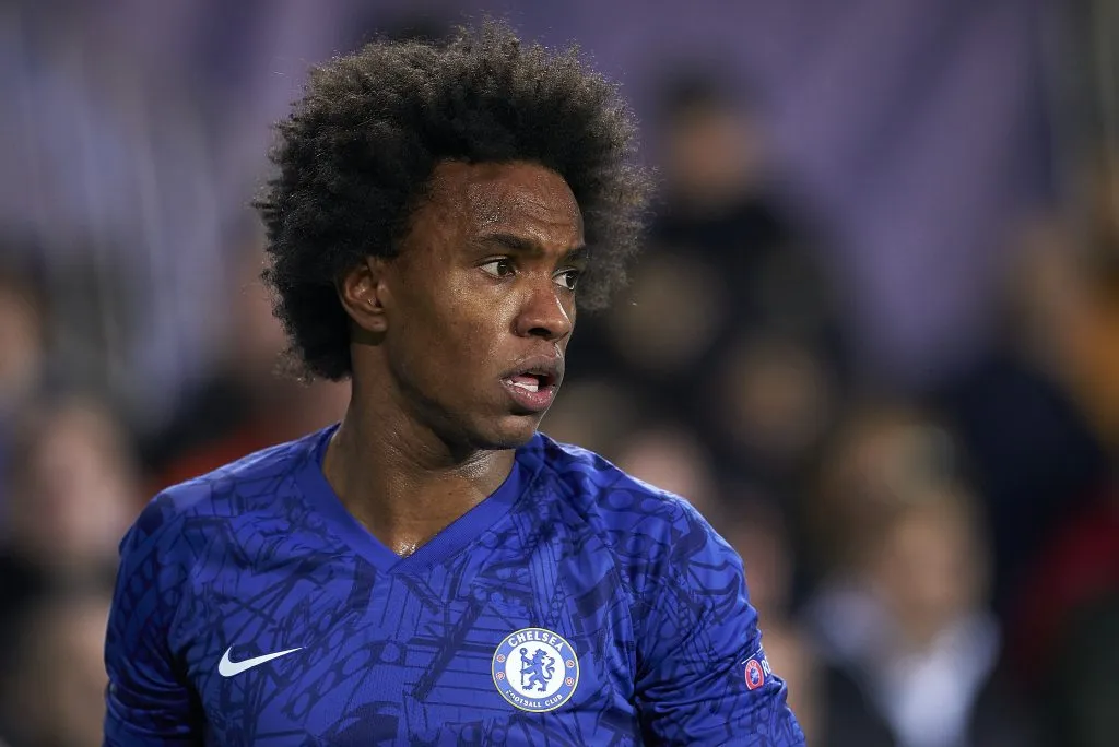 VALENCIA, SPAIN – NOVEMBER 27: Willian Borges da Silva of Chelsea looks on during the UEFA Champions League group H match between Valencia CF and Chelsea FC at Estadio Mestalla on November 27, 2019 in Valencia, Spain. (Photo by Manuel Queimadelos Alonso/Getty Images)