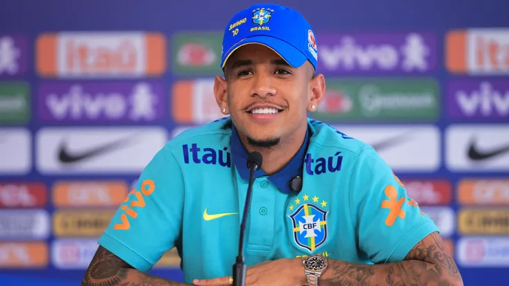SP - SAO PAULO - 08/10/2024 - SELECAO BRASILEIRA, COLETIVA - Savinho jogador da Selecao Brasileira durante em coletiva de imprensa realizada no CT Academia de Futebol. Foto: Ettore Chiereguini/AGIF