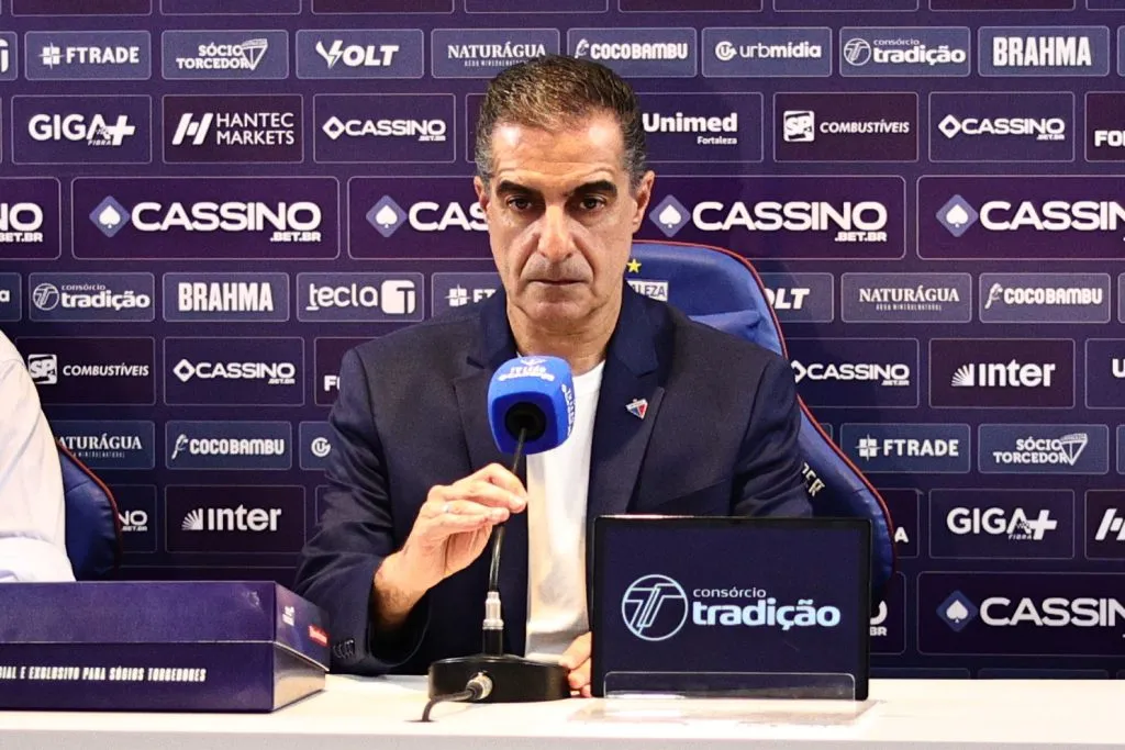 Renato Paiva deixa o Fortaleza após pouco mais de um mês no cargo  Foto: Baggio Rodrigues/AGIF